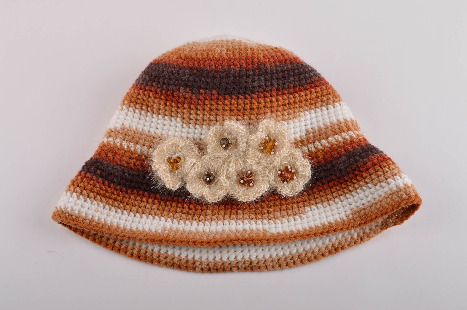 Вязаная шляпа ручной работы зимняя шапка красивая вязаная шапка женская стильная фото 5