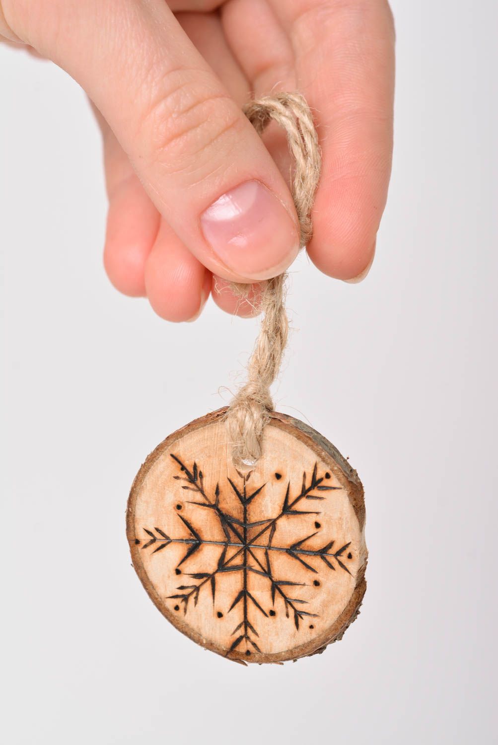 Handmade Christmas tree toy unusual wooden hanging decorative hanging photo 2