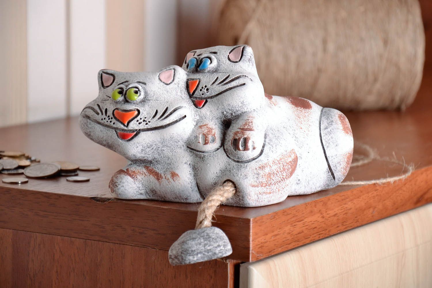 Gatti salvadanaio fatto a mano in ceramica dipinto a mano idea regalo  foto 1