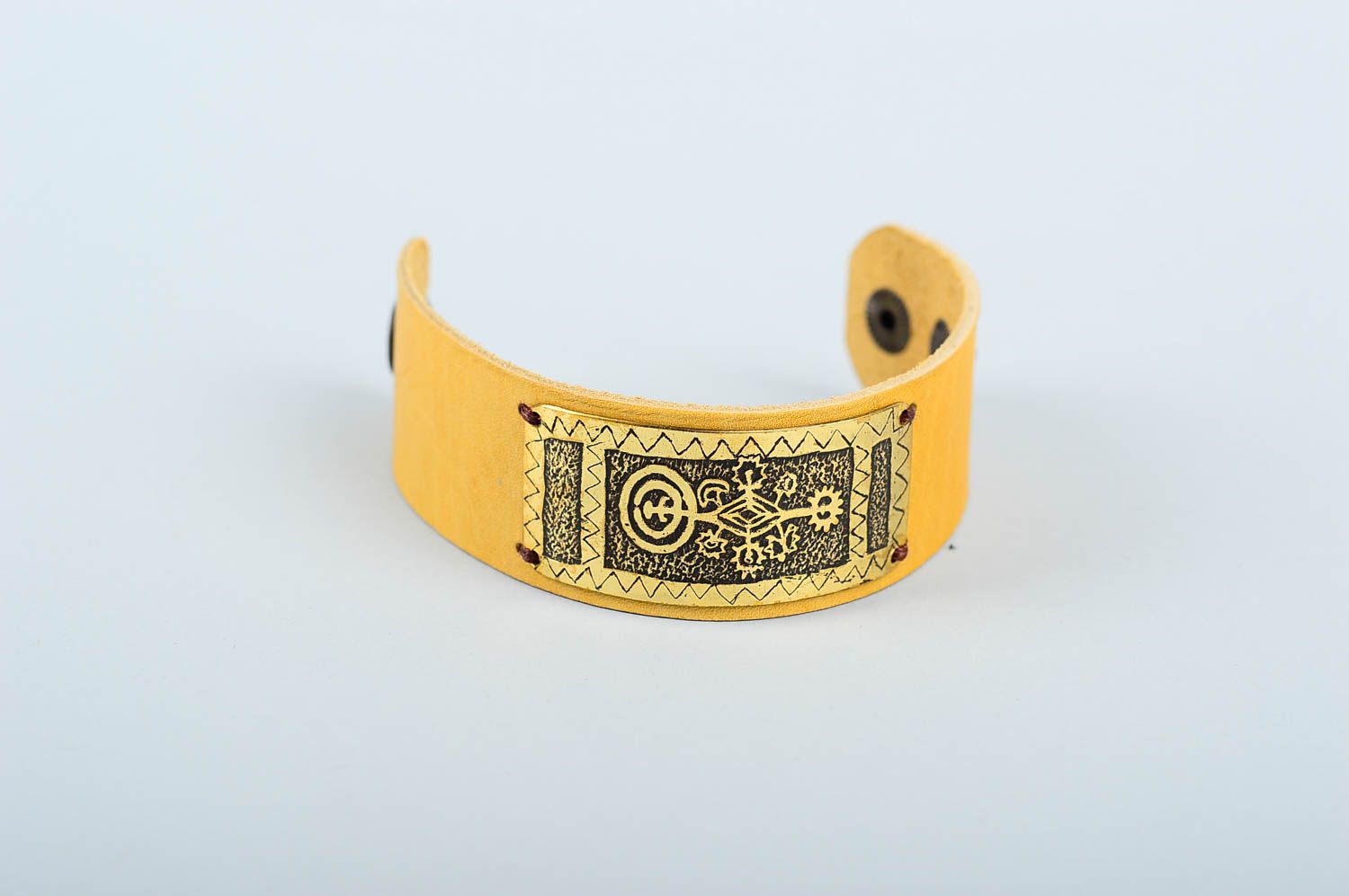 Желтое украшение из кожи ручной работы браслет на руку кожаный браслет фото 2