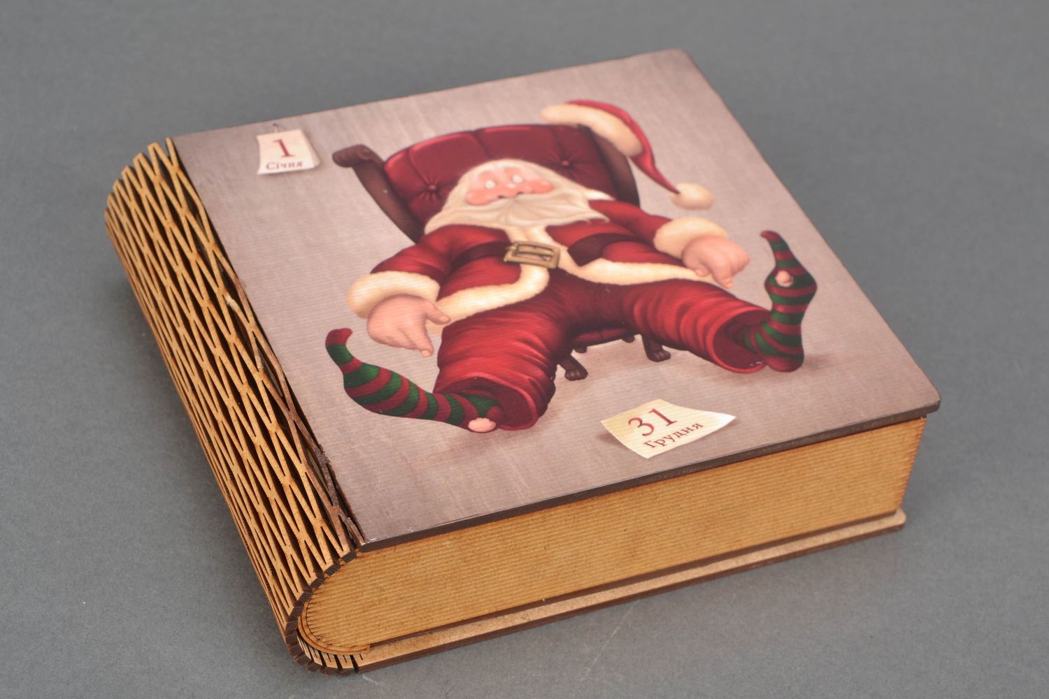 Caja de madera contrachapada con forma de libro foto 1