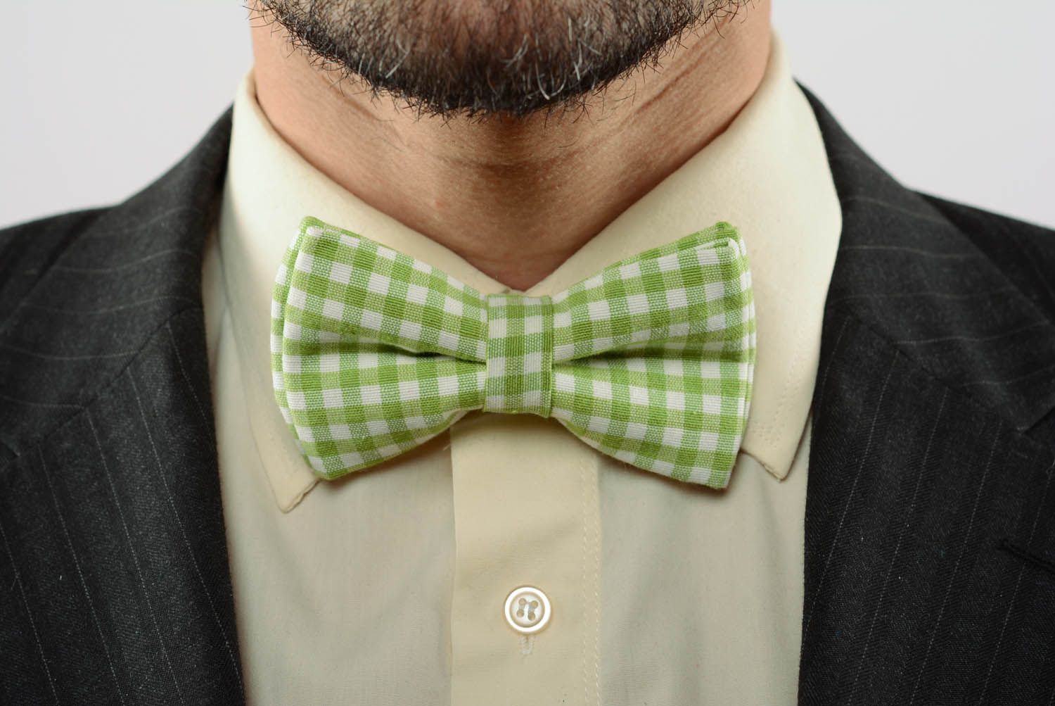 Checkered bow tie photo 1