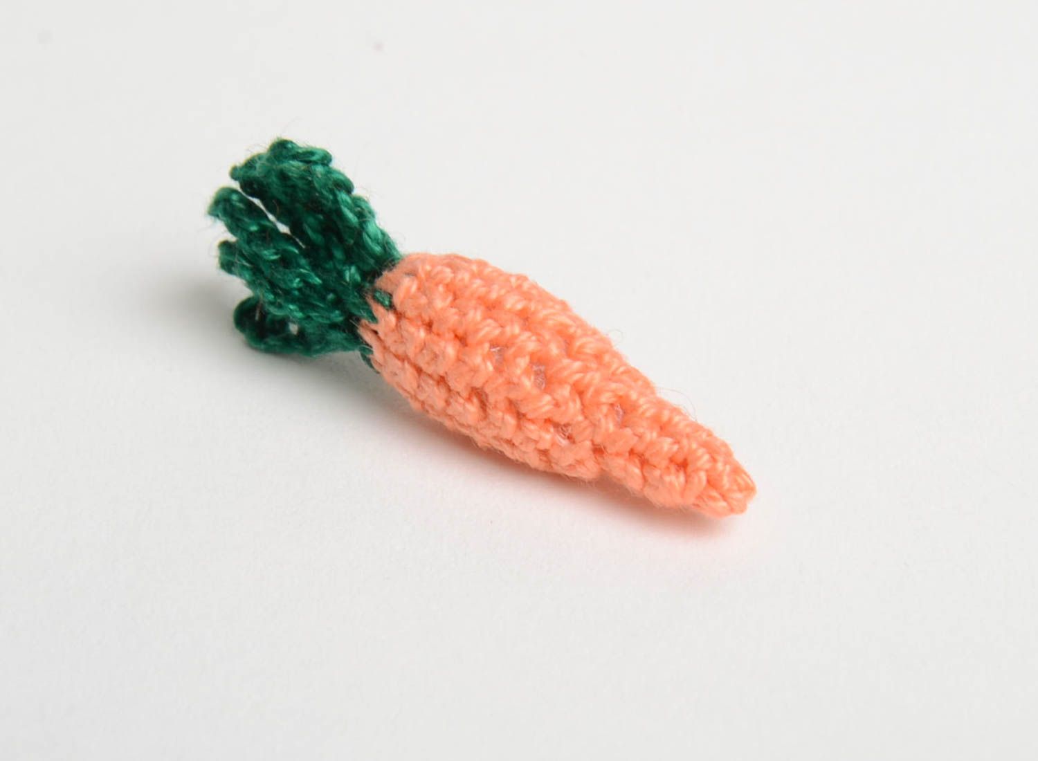 Игрушка ручной работы декор для дома интерьерная игрушка в виде морковки фото 4