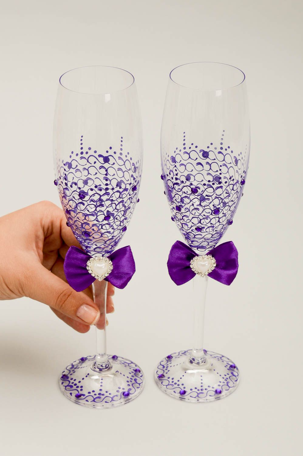 Свадебные бокалы ручной работы свадебные фужеры красивые бокалы фиолетовые фото 5