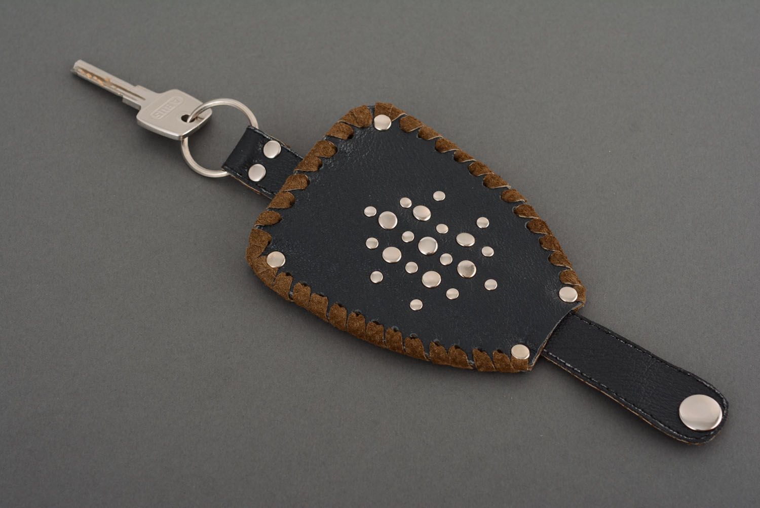 Key holder made of genuine leather photo 1