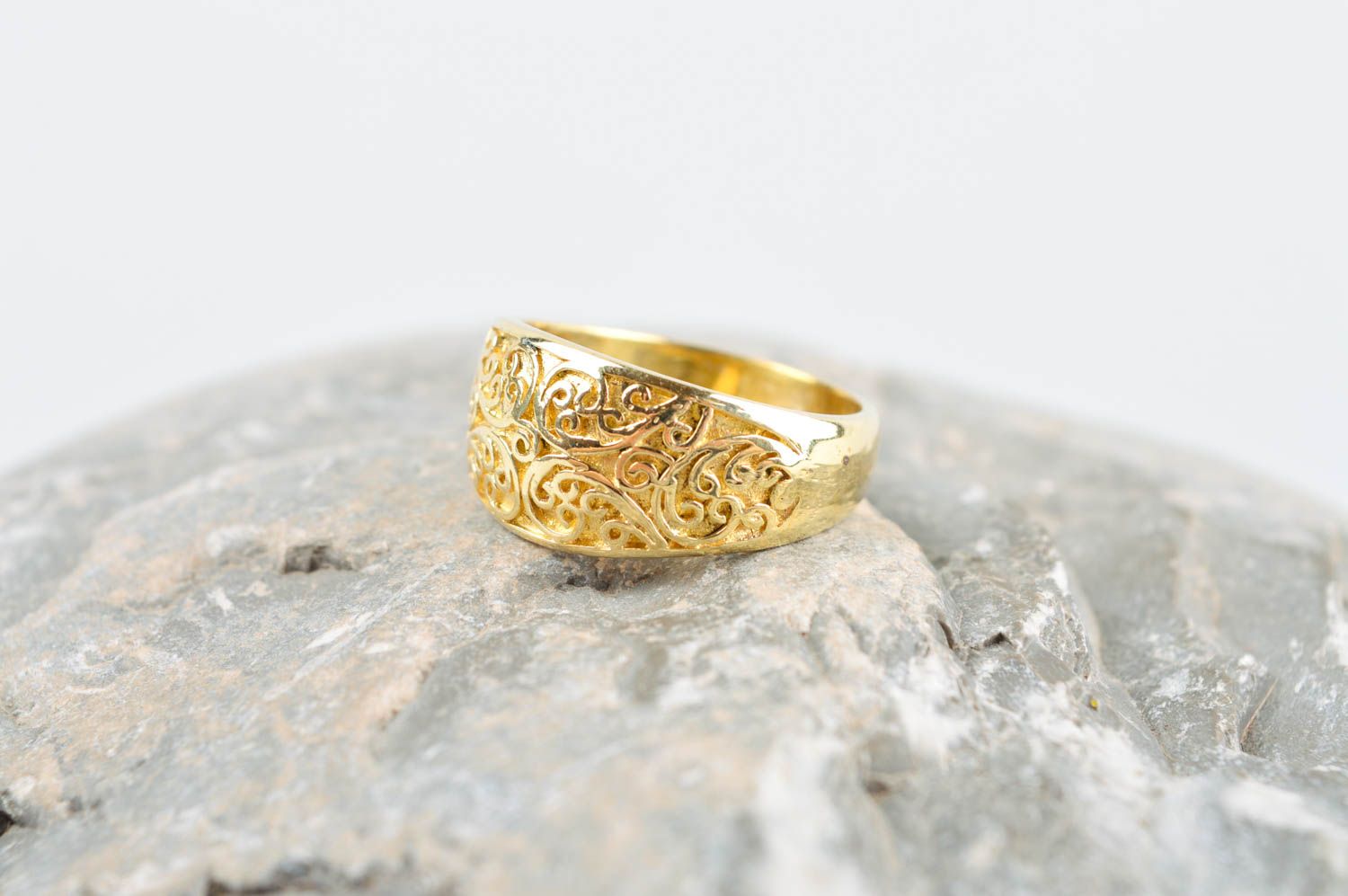 Кольцо ручной работы украшение из металла модное кольцо из латуни красивое фото 1