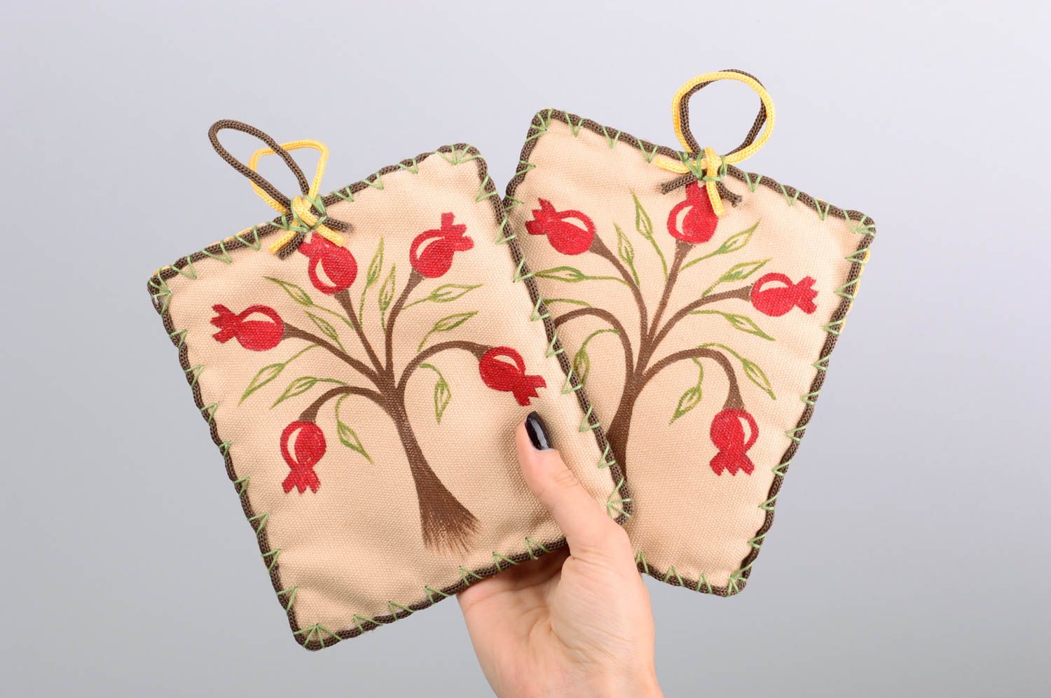 Set of 2 handmade painted textile pot holders fashion kitchen design gift ideas photo 3