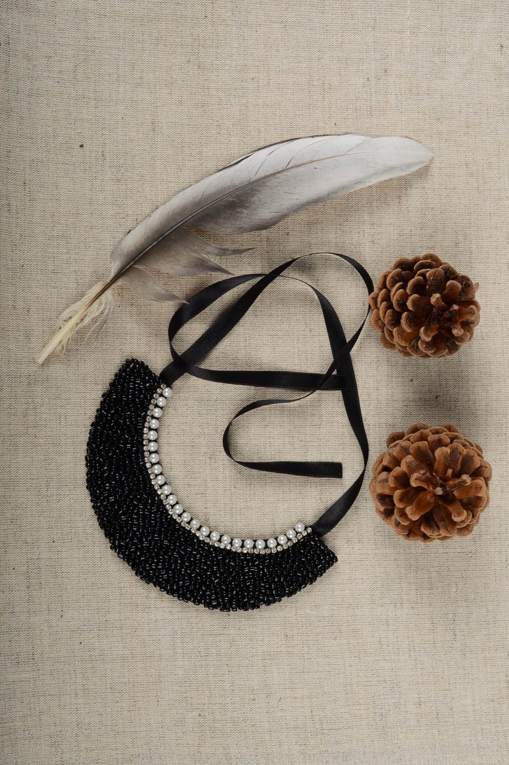 Collier en perles de rocaille Bijou fait main noir large Cadeau pour femme photo 1