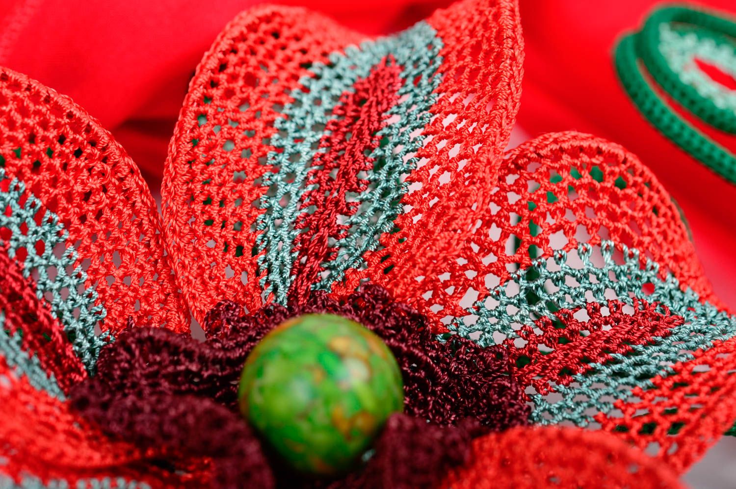Écharpe rouge avec fleur Écharpe faite main en mousseline de soie Cadeau femme photo 4
