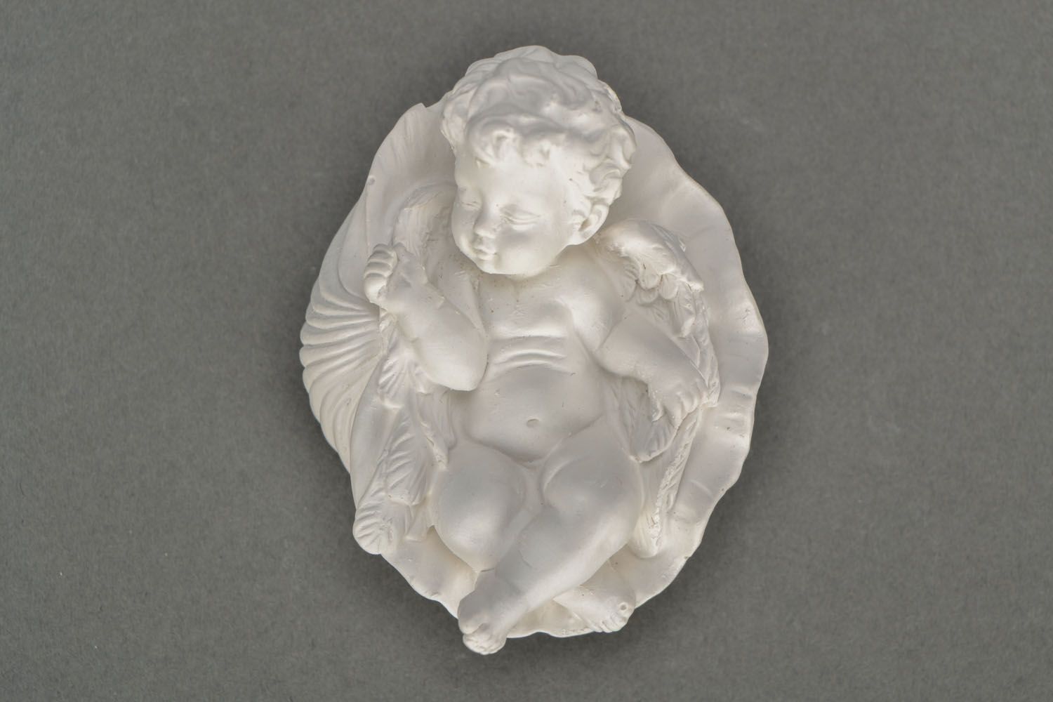 Plaster figurine for painting Angel in a Shell photo 3