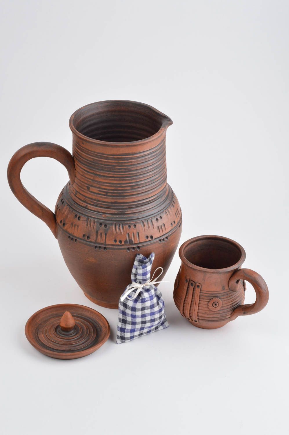 Village style 75 oz handmade clay water jug with clay creamer 9,84 inches 2,68 lb photo 1