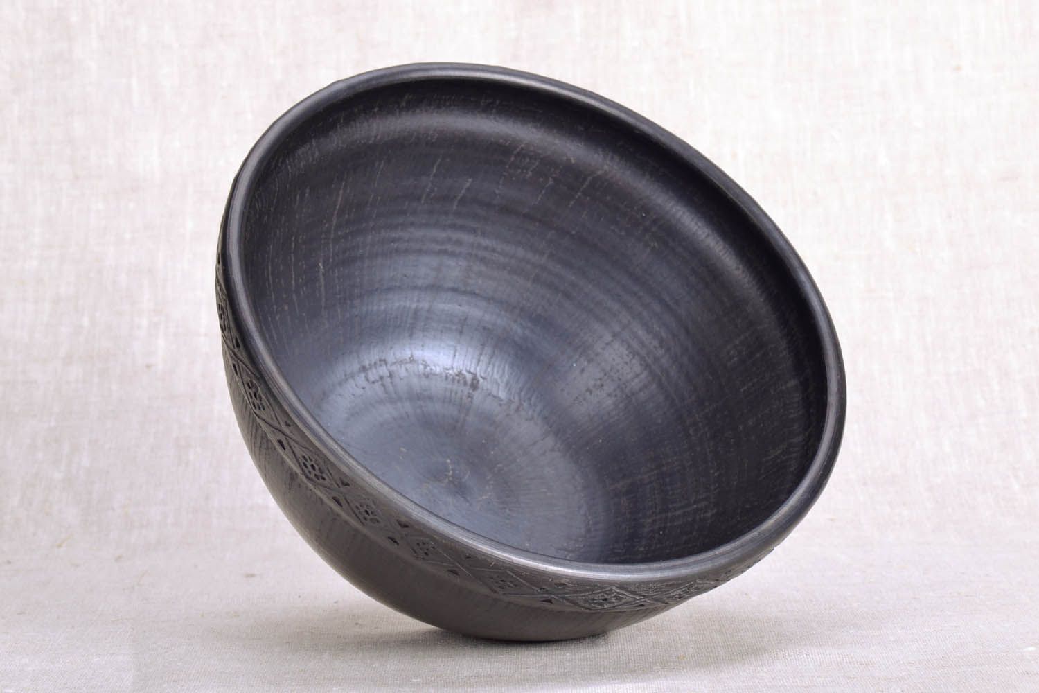 Глубокая тарелка из глины фото 3