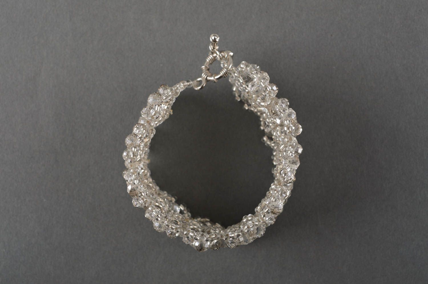 Bracelet large Bijou fait main blanc en cristaux original Cadeau femme photo 5