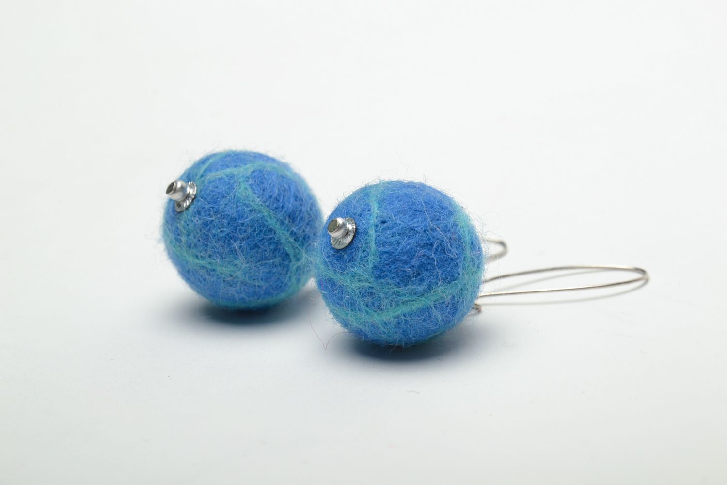 Felted wool earrings Blue Balls photo 4