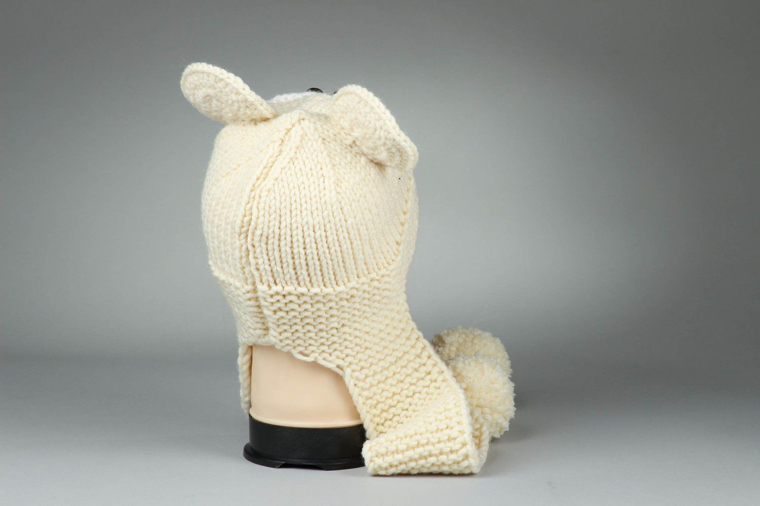 Knitted hat White Mouse photo 3