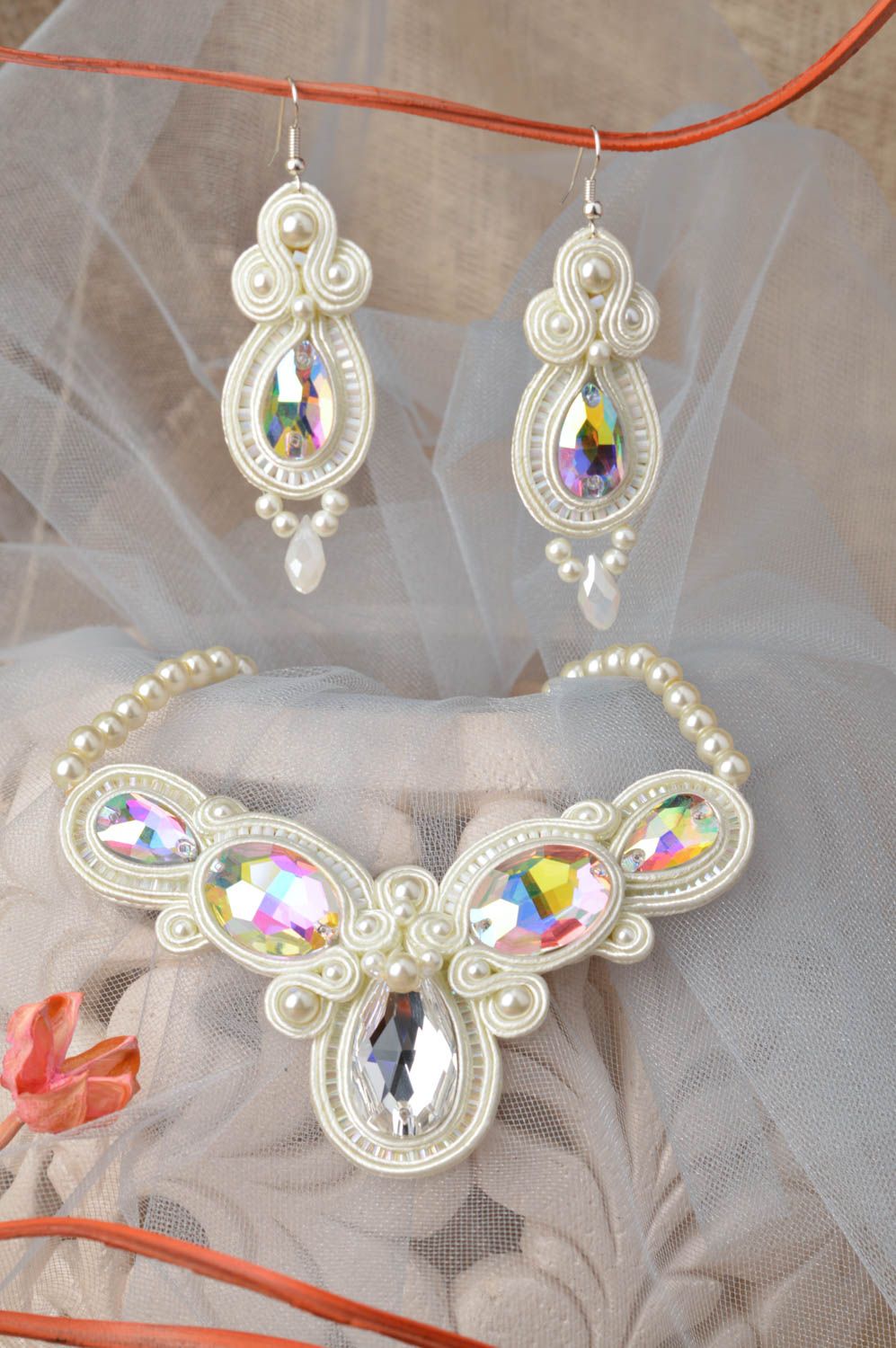 Beautiful handmade jewelry set soutache necklace and earrings of white color photo 1