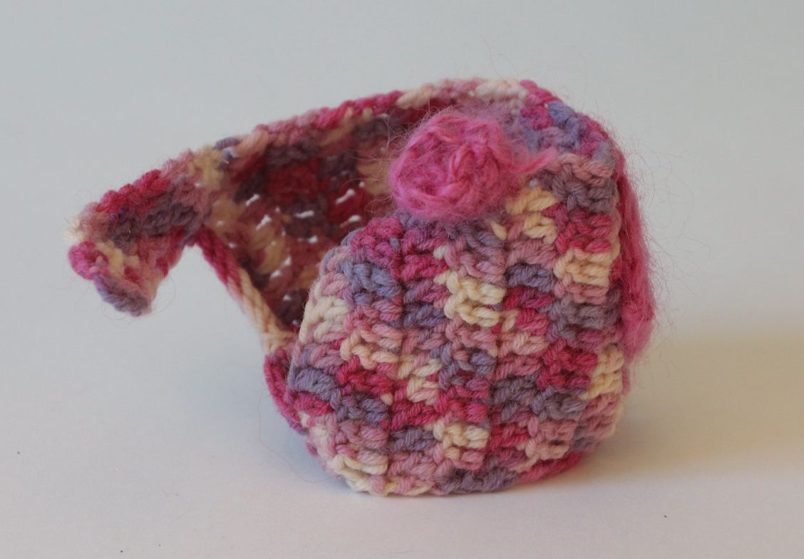 Copritazza di fili di lana fatto a mano fodera a maglia per tazza colore viola
 foto 3