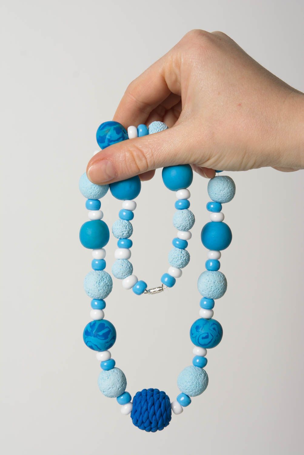 Originelles handgemachtes blaues Collier aus Polymer Ton Damen Schmuck Halskette foto 4
