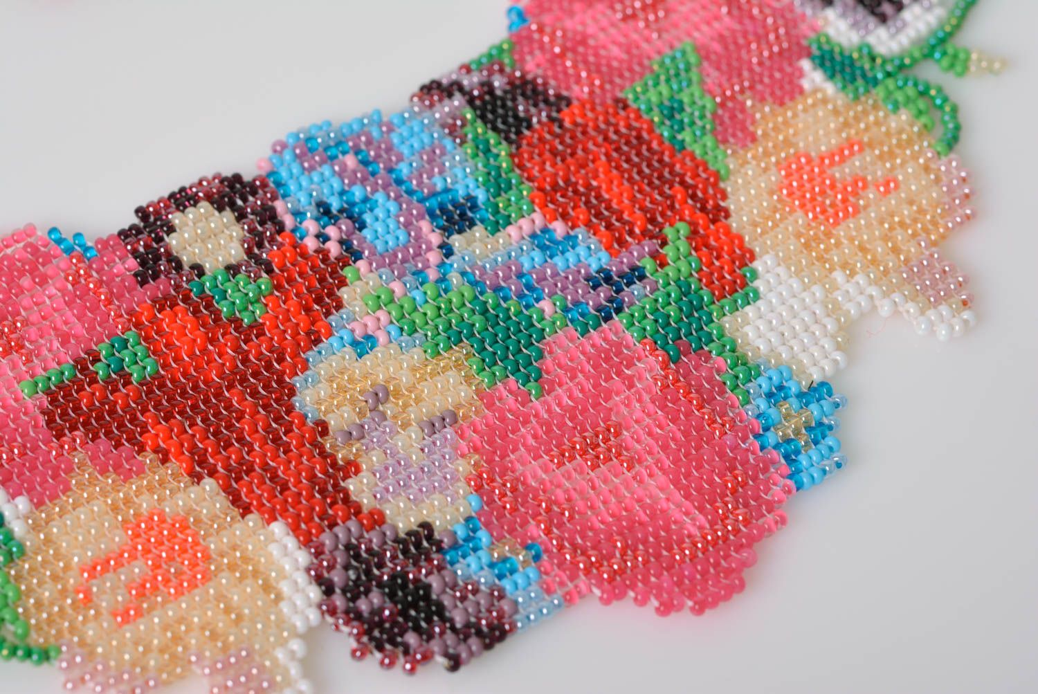Ожерелье из бисера в технике ткачества разноцветное нежное красивое хэнд мейд фото 2