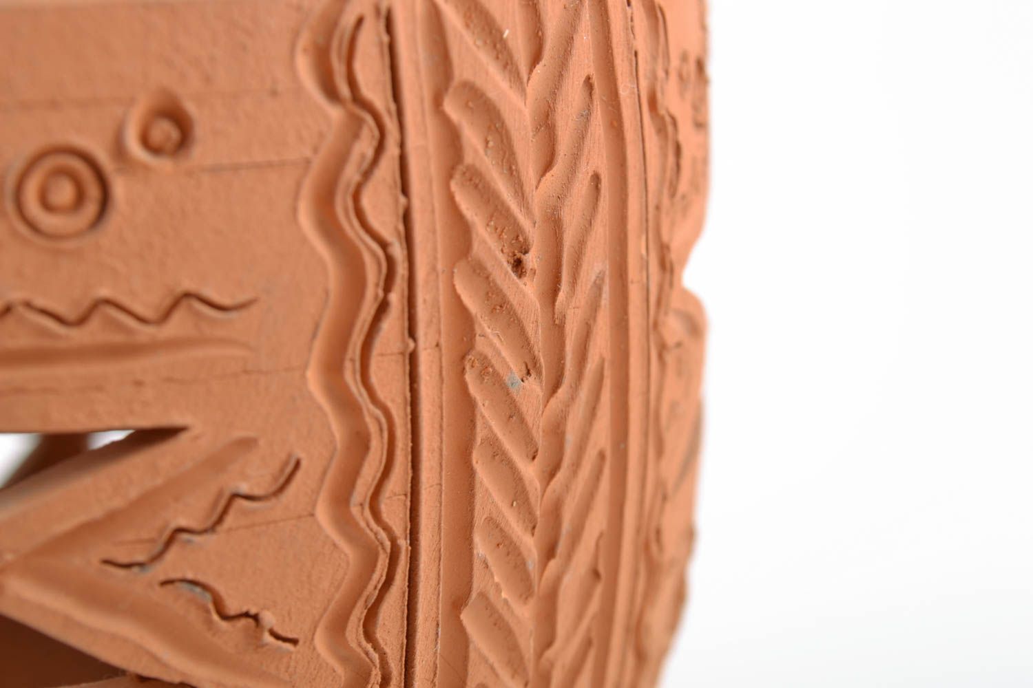 Dekorative Vase aus Ton in Form vom Osterei handmade im Ethno Style braun foto 3