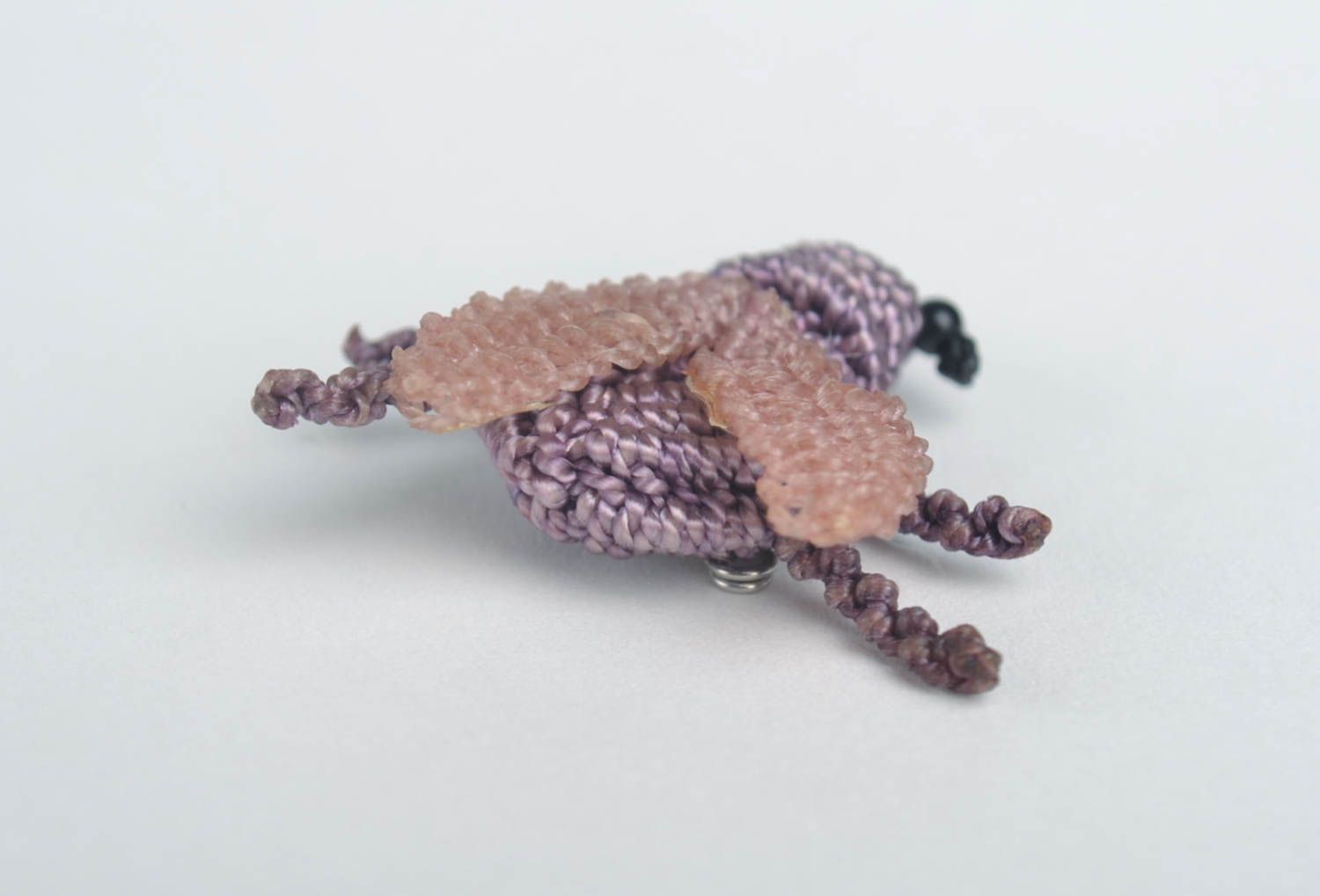 Handmade insect jewelry lilac woven brooch stylish cute macrame brooch photo 5