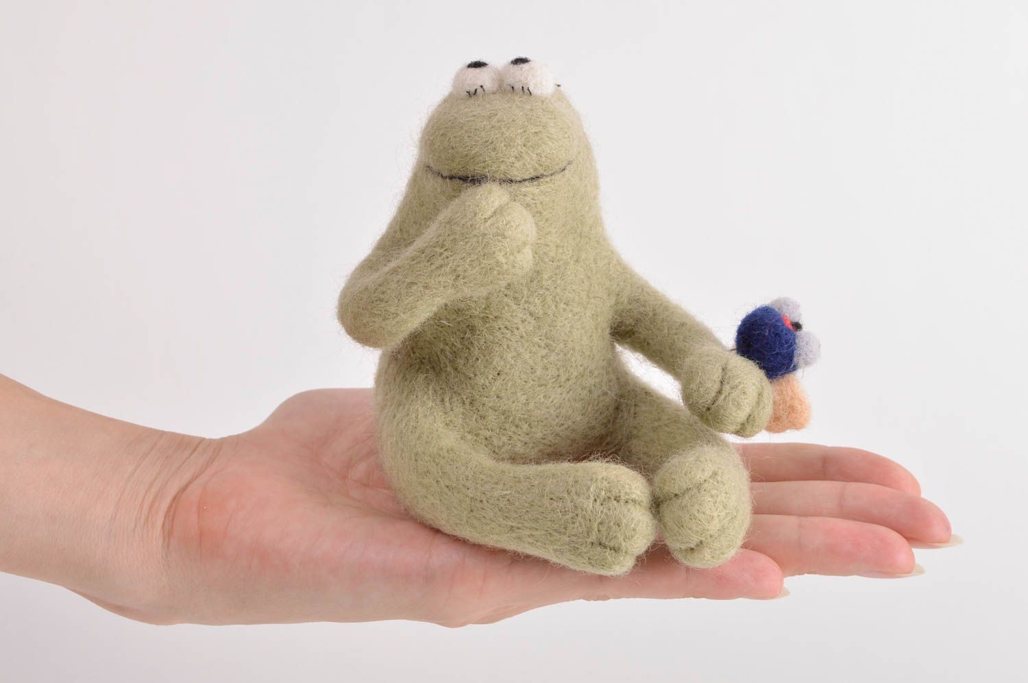 Handgefertigt gefilzte Figur Frosch Spielzeug originelles Geschenk schön foto 5