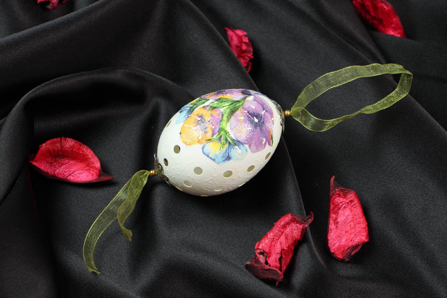 Pingente para interior decorativo da Páscoa feito à mão da casca ovo com esculturas Ovo foto 4