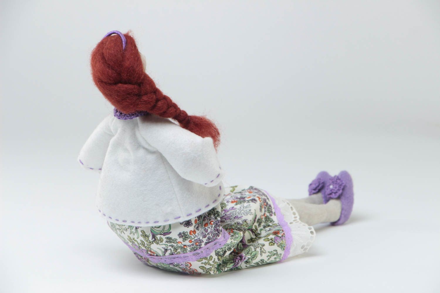 Bambola bella in stoffa fatta a mano pupazzo tessile originale idee regalo
 foto 4