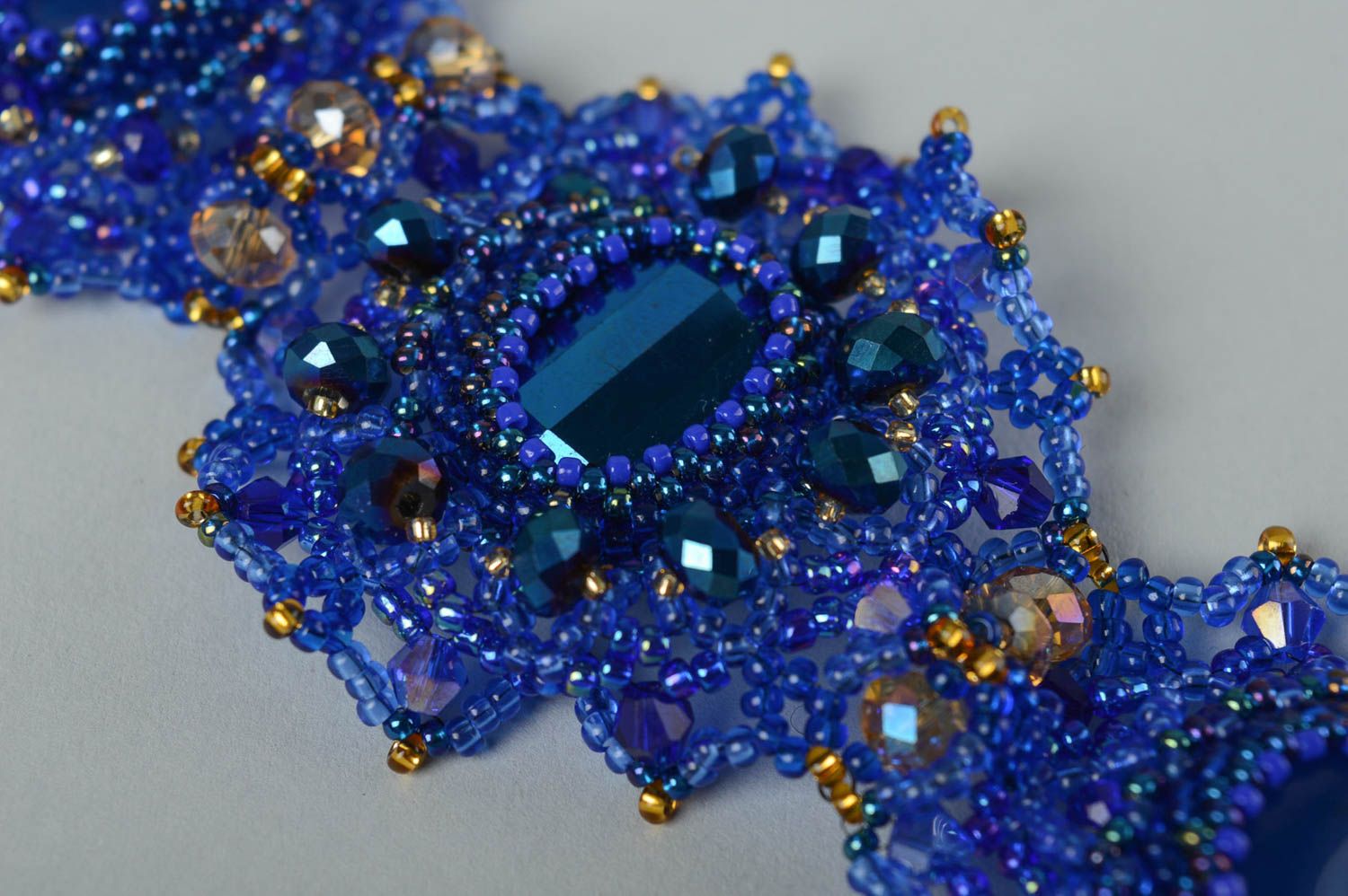 Bracelet perles rocaille Bijou fait main bleu cristal cabochon Accessoire femme photo 4
