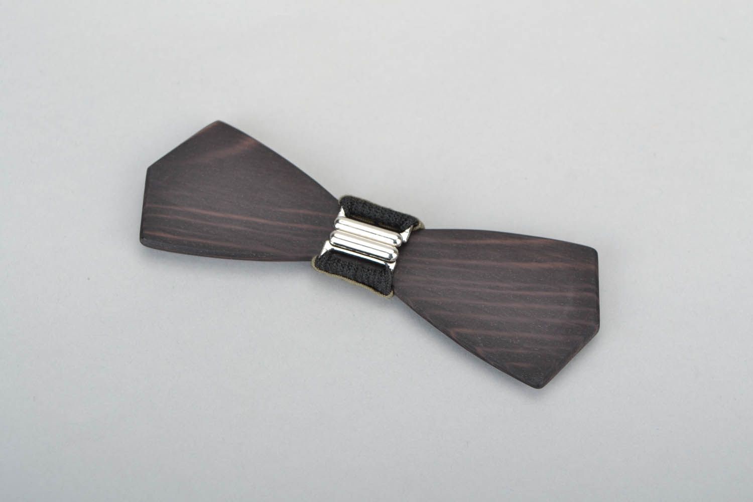 Деревянный галстук-бабочка из граба фото 3