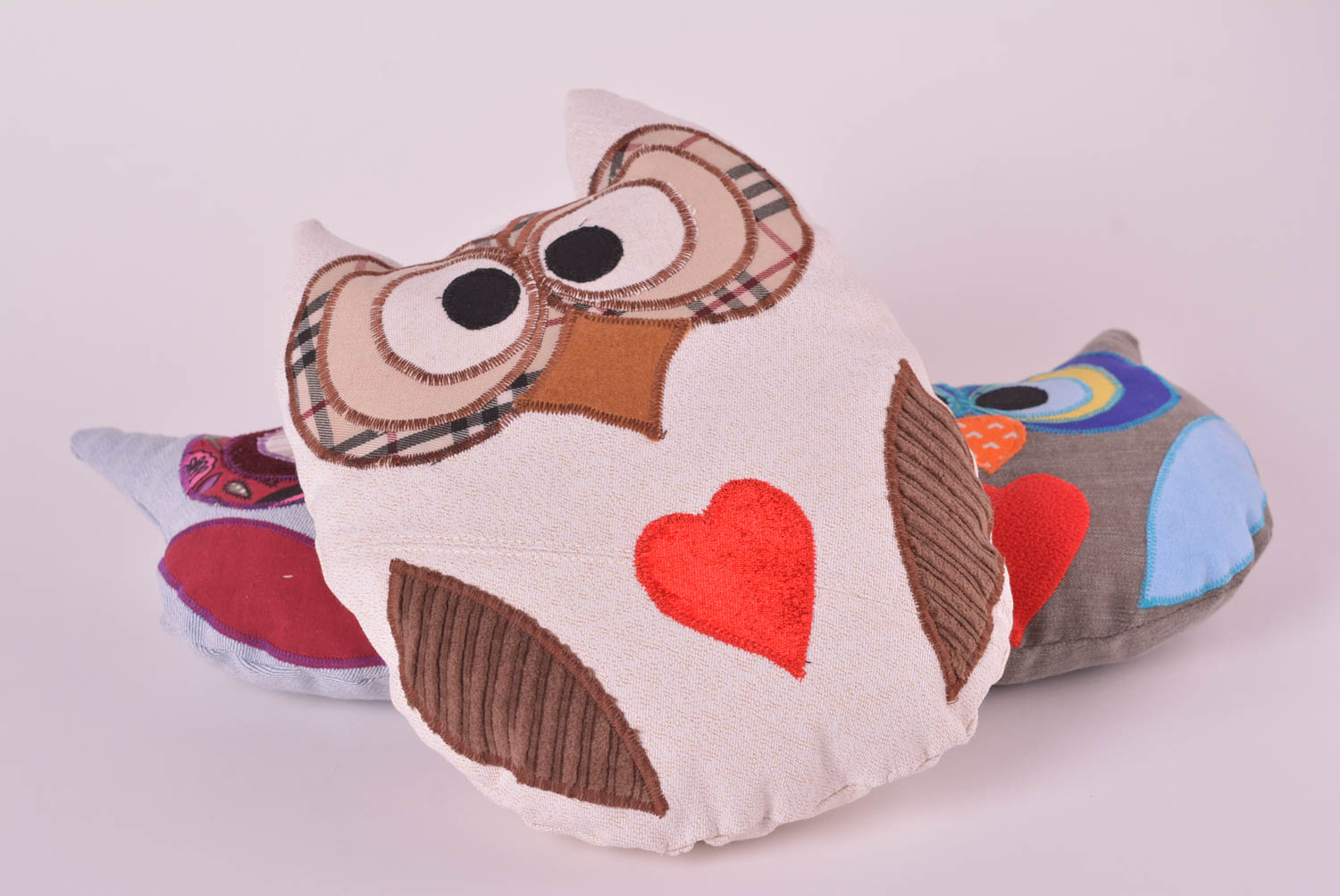 Игрушка-подушка хэнд мэйд детская игрушка диванная подушка сова с сердечком фото 1