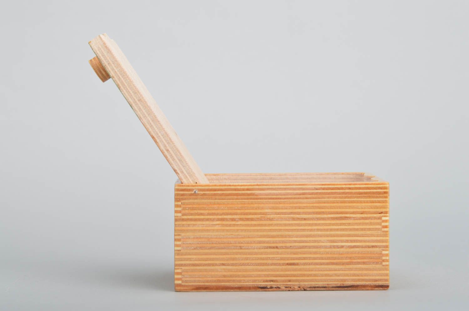Kleine handmade Holzschatulle für Schmuck mit Bild von Frau Geschenk für Dame foto 2