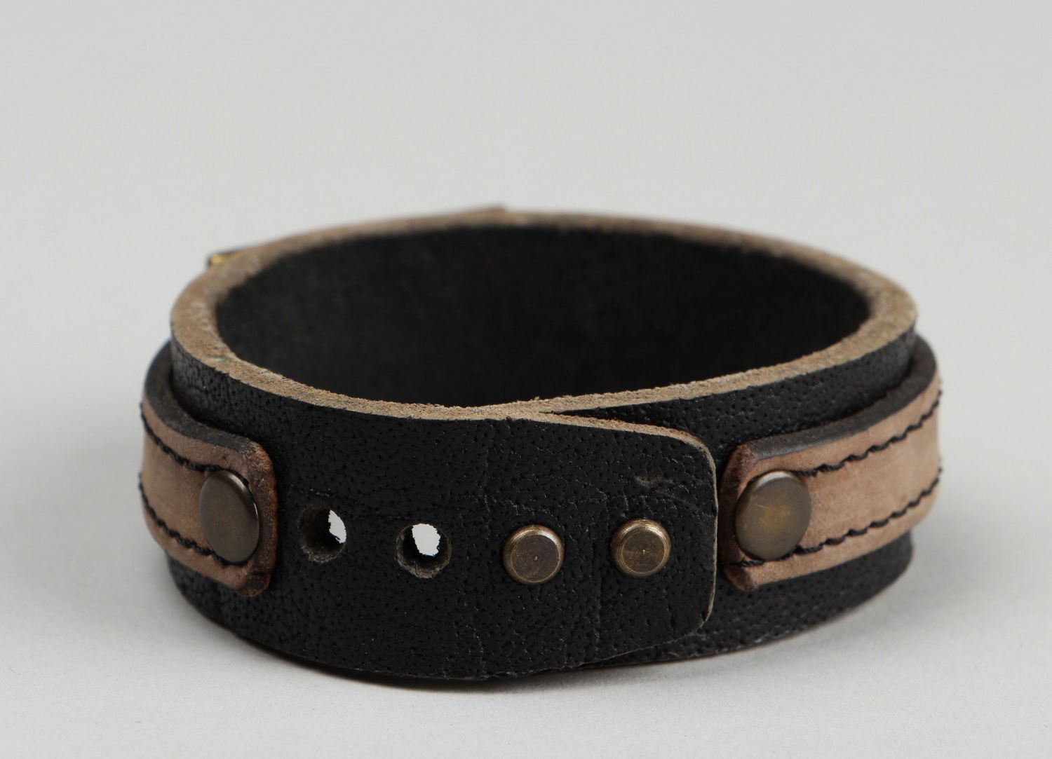 Leather bracelet with metal buckle photo 3