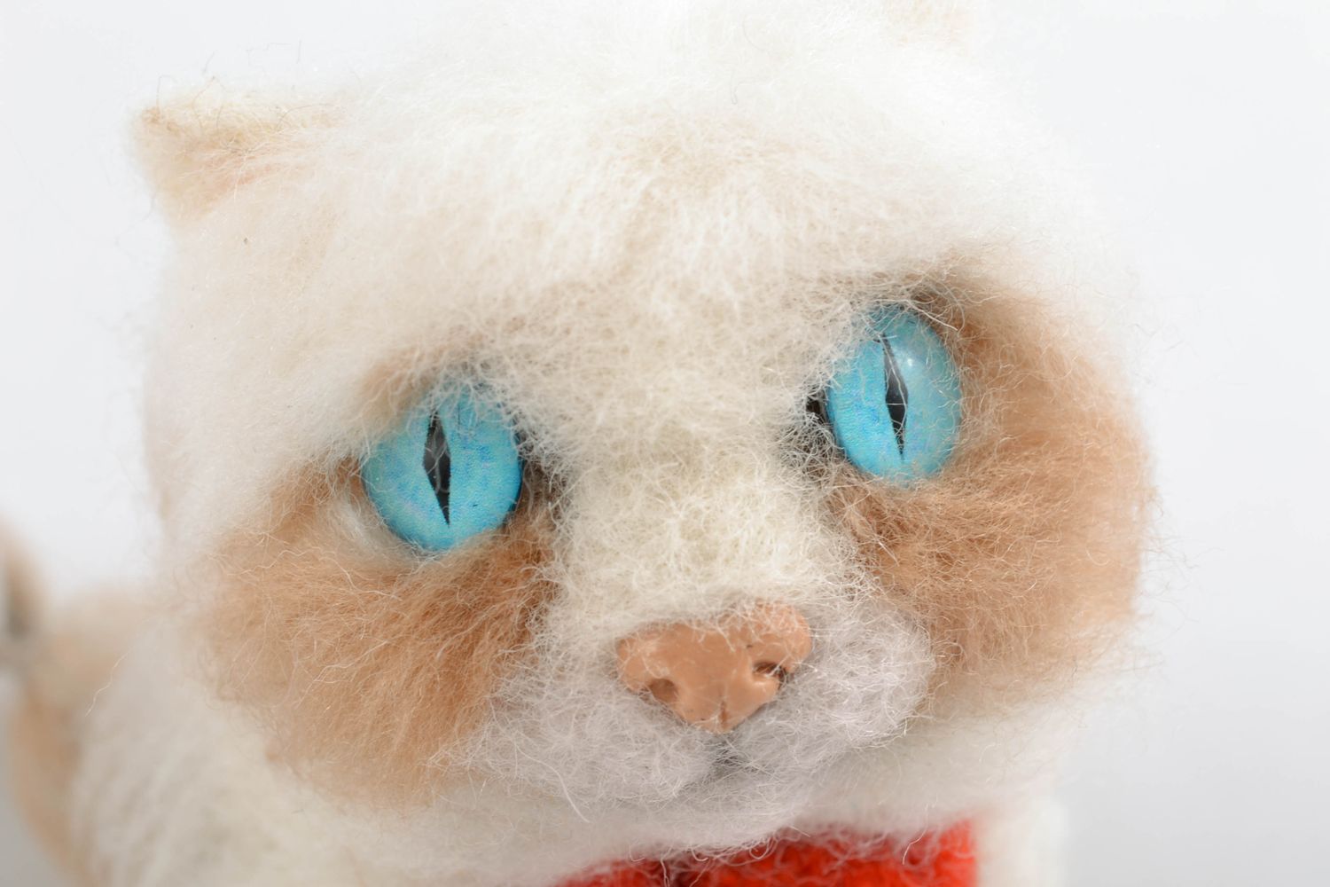 Handmade Kuscheltier Katze aus Wolle foto 3