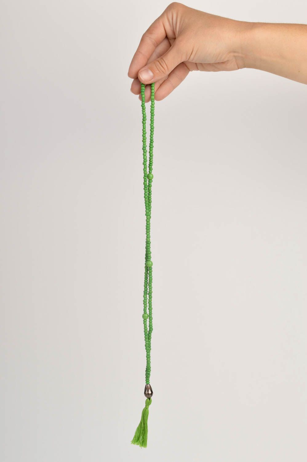 Кулон ручной работы украшение на шею украшение из бусин зеленая подвеска фото 2