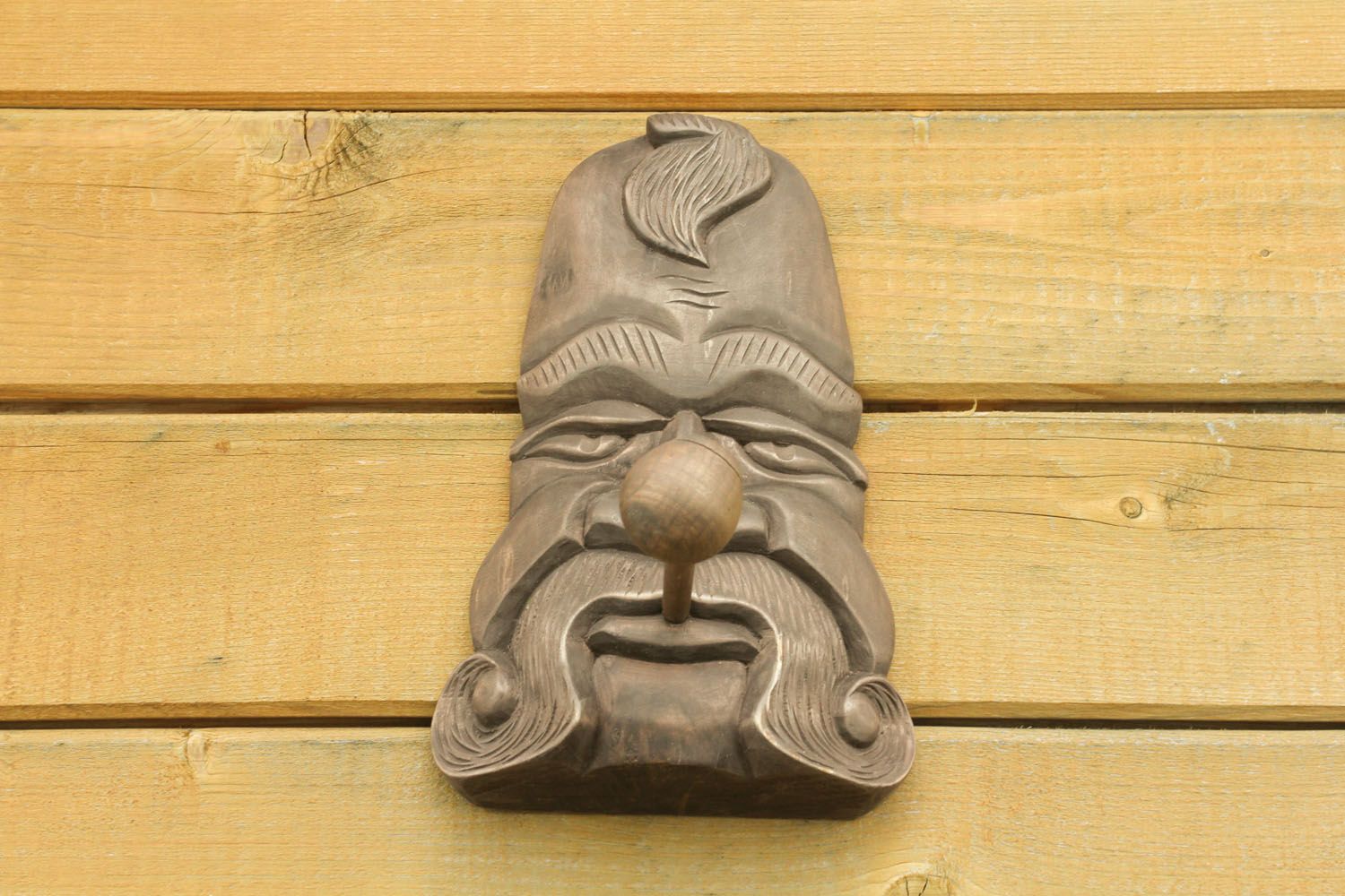 Máscara de madeira artesanal  foto 5