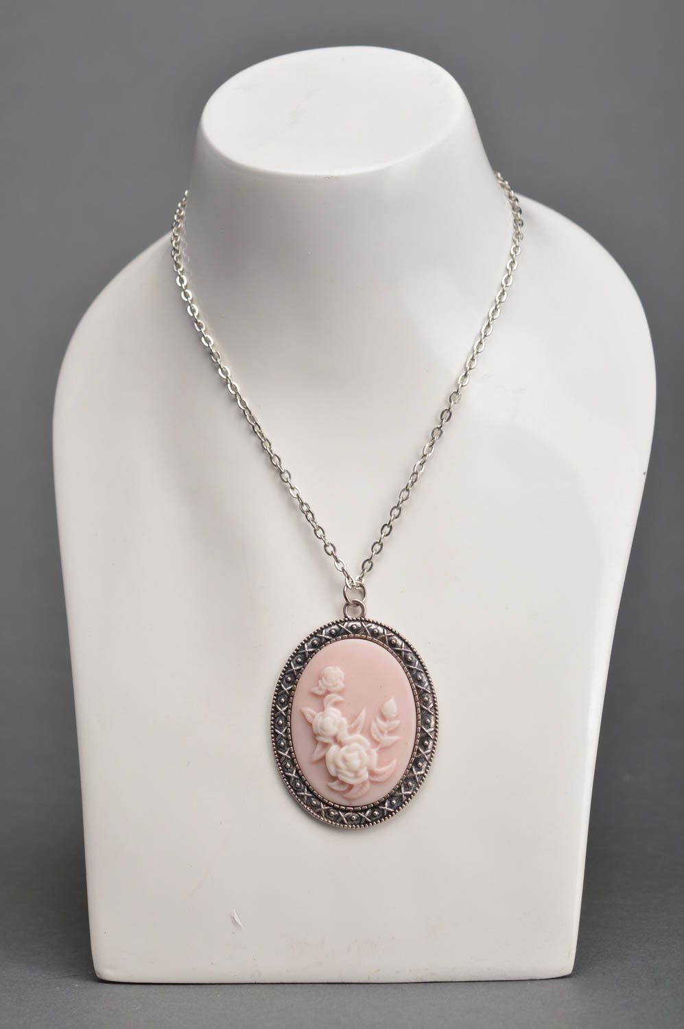 Pendant on long chain with oval cameo with roses beautiful handmade jewelry photo 1