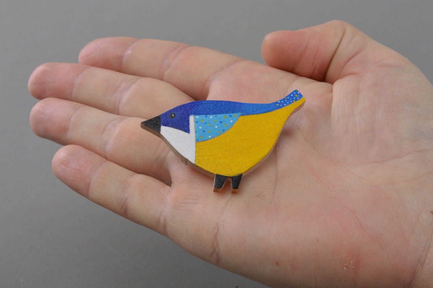 Handmade designer bright painted plywood brooch blue and yellow titmouse bird photo 4