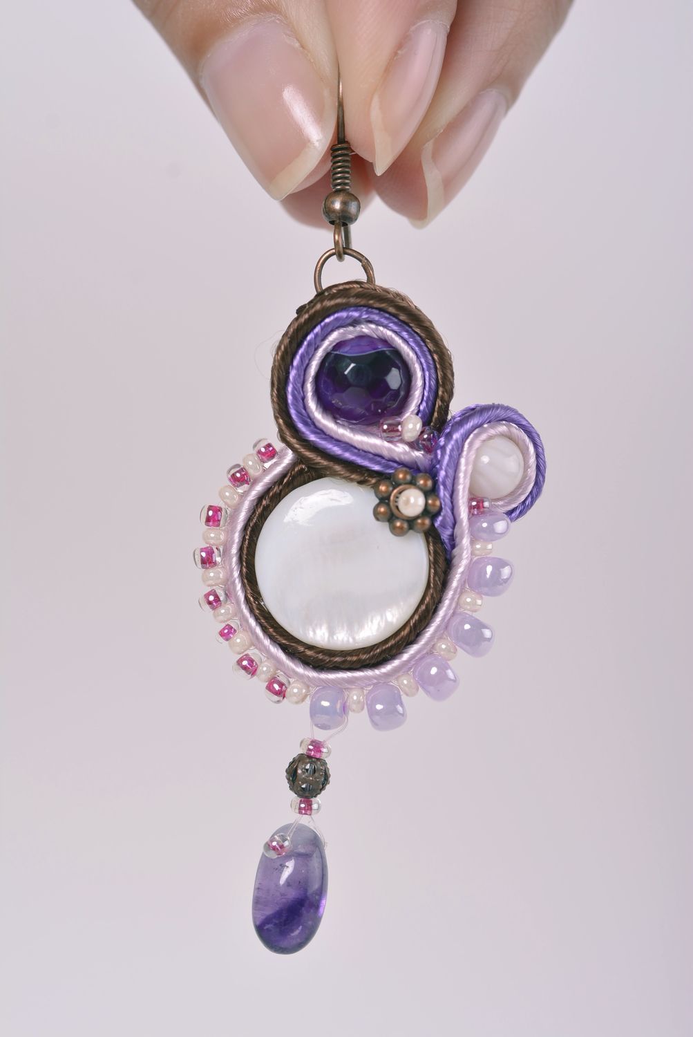Pendentif design Bijoux fait main Boucles d'oreilles pendantes avec améthyste photo 4
