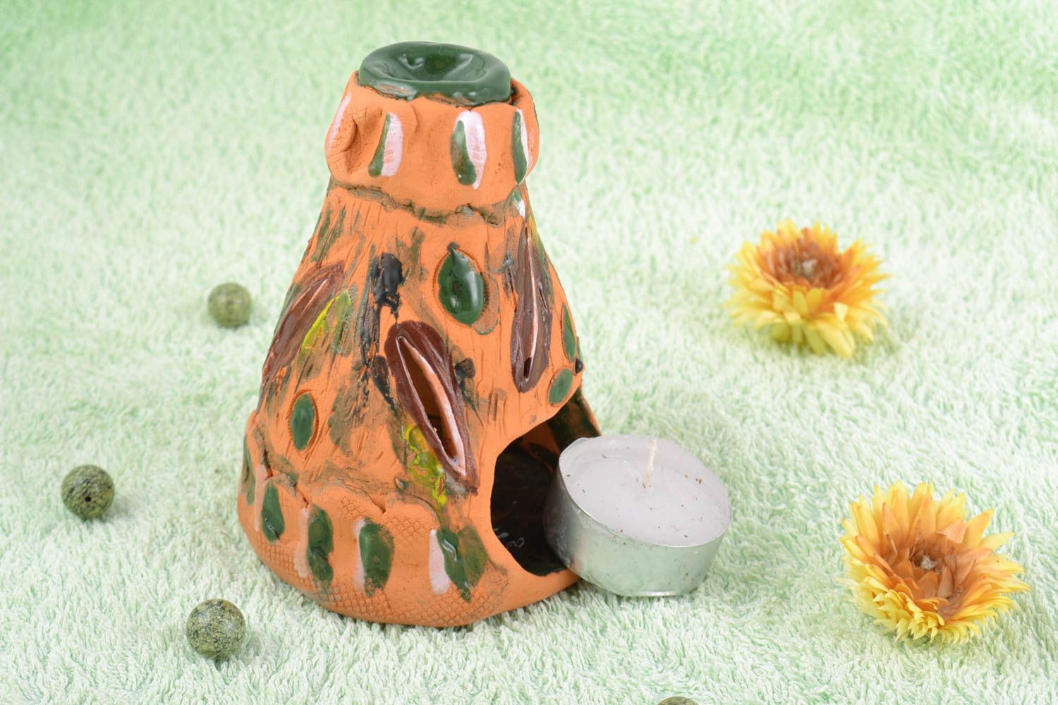 Handmade decorative small ceramic aromatherapy diffuser painted with acrylics  photo 1