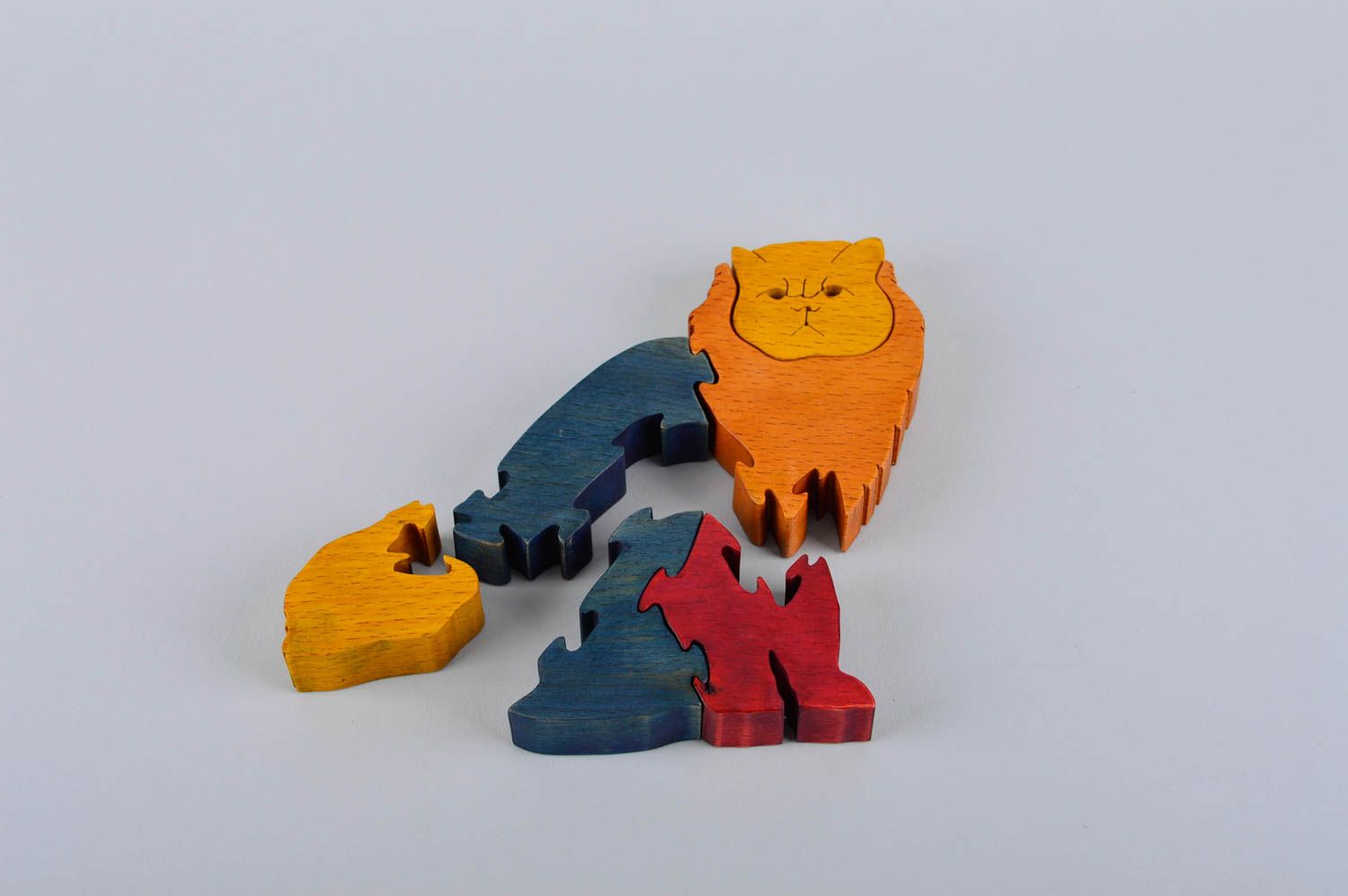 Handmade Spielzeug Holz Geschenk für Kinder Spielzeug aus Holz bunter Kater foto 5
