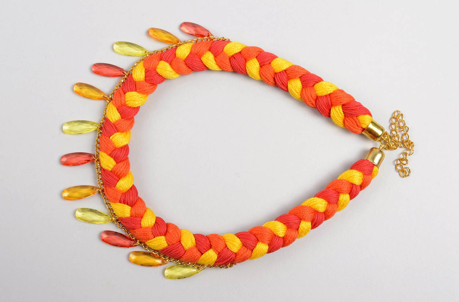 Stoff Halskette Modeschmuck Collier handgemachter Schmuck in Form des Zopfes foto 4