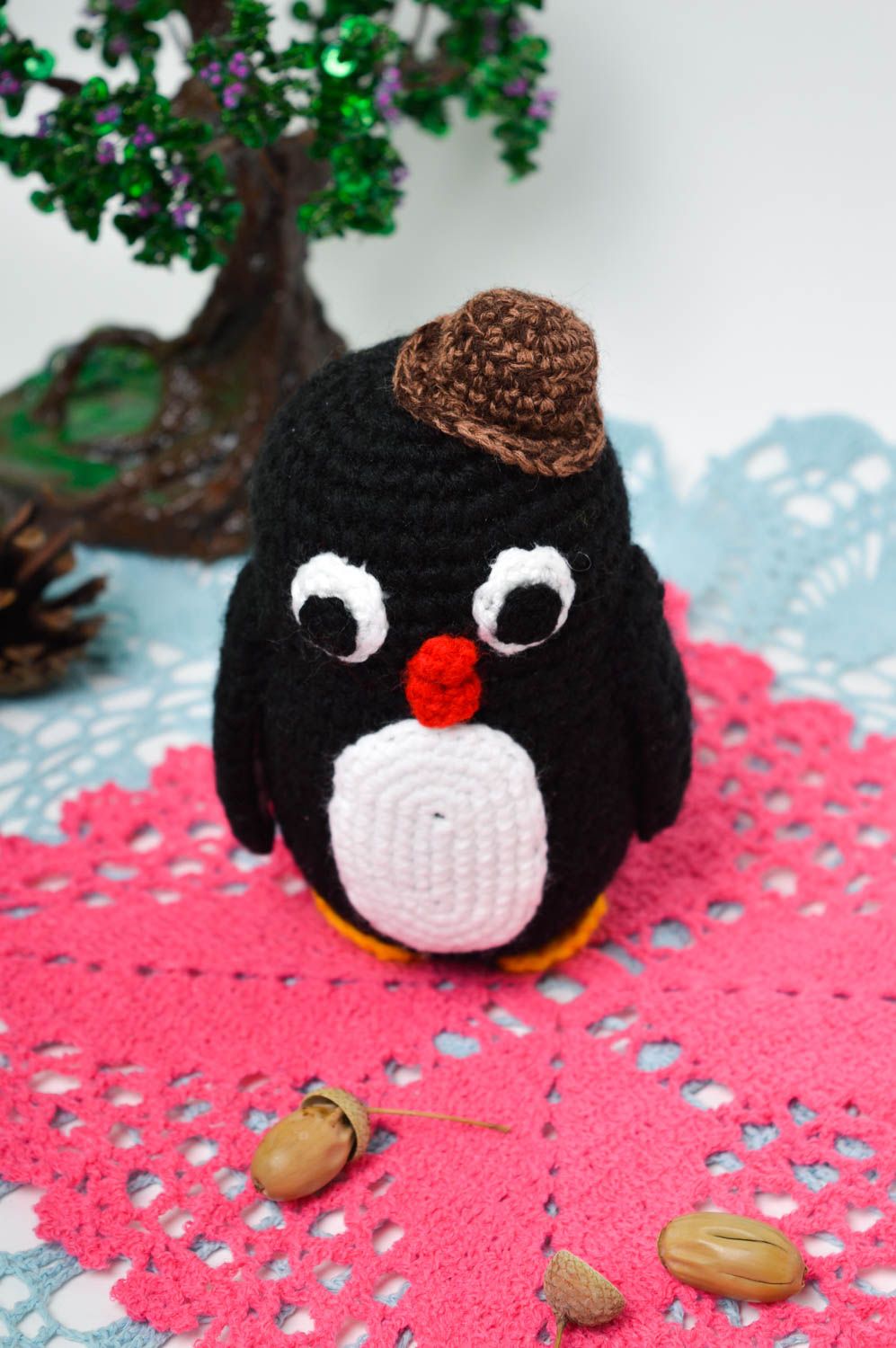 Handgemachtes Spielzeug Häkel Kuscheltier Stoff Tier Pinguin klein Geschenk  foto 1
