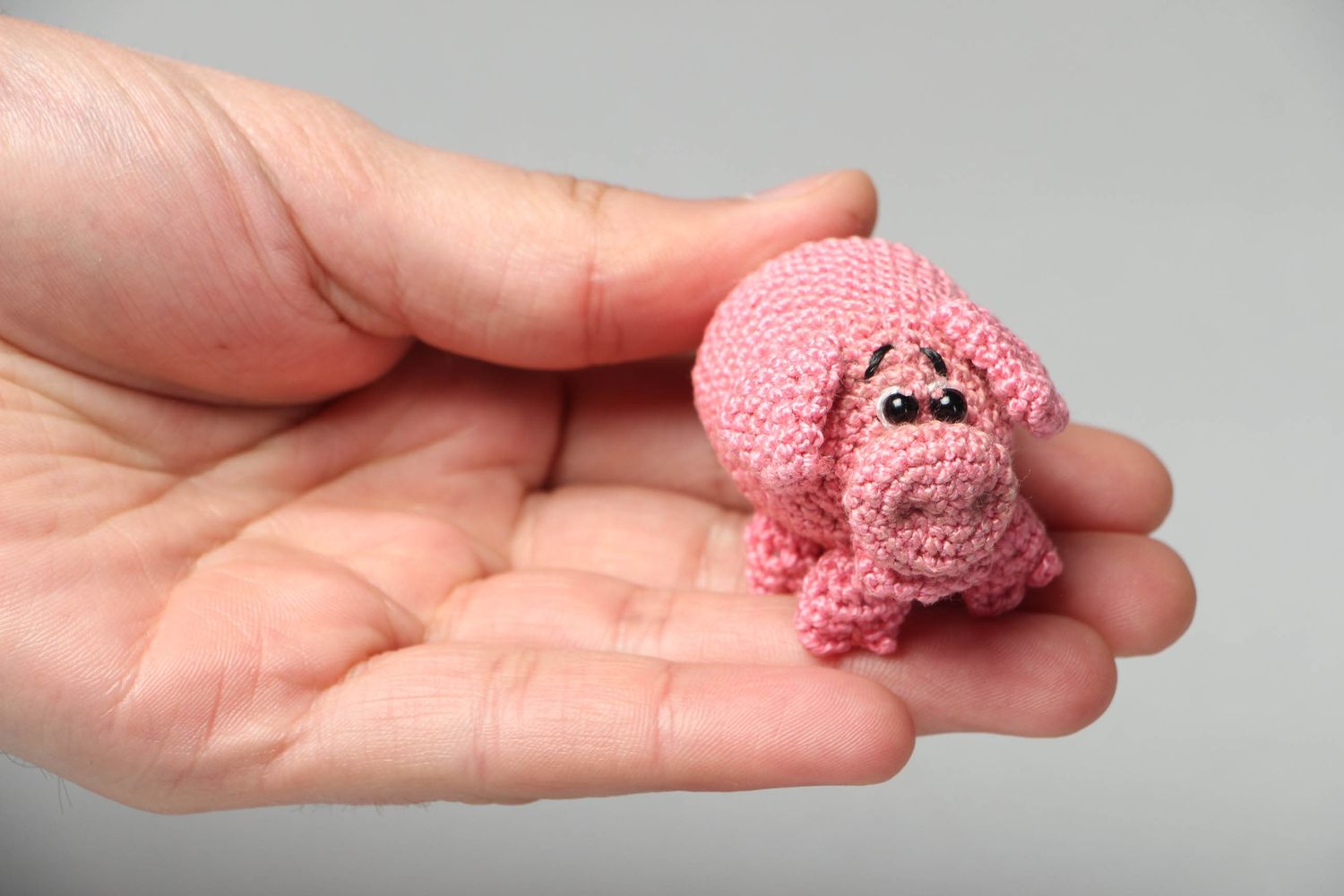 Maiale a maglia fatto a mano pupazzo morbido giocattolo da bambini a uncinetto
 foto 4