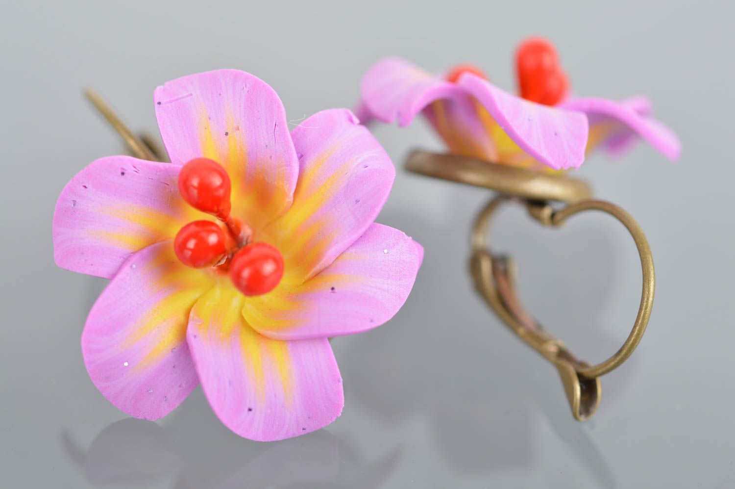 Handmade pink with yellow flower earrings made of polymer clay red stamens photo 4