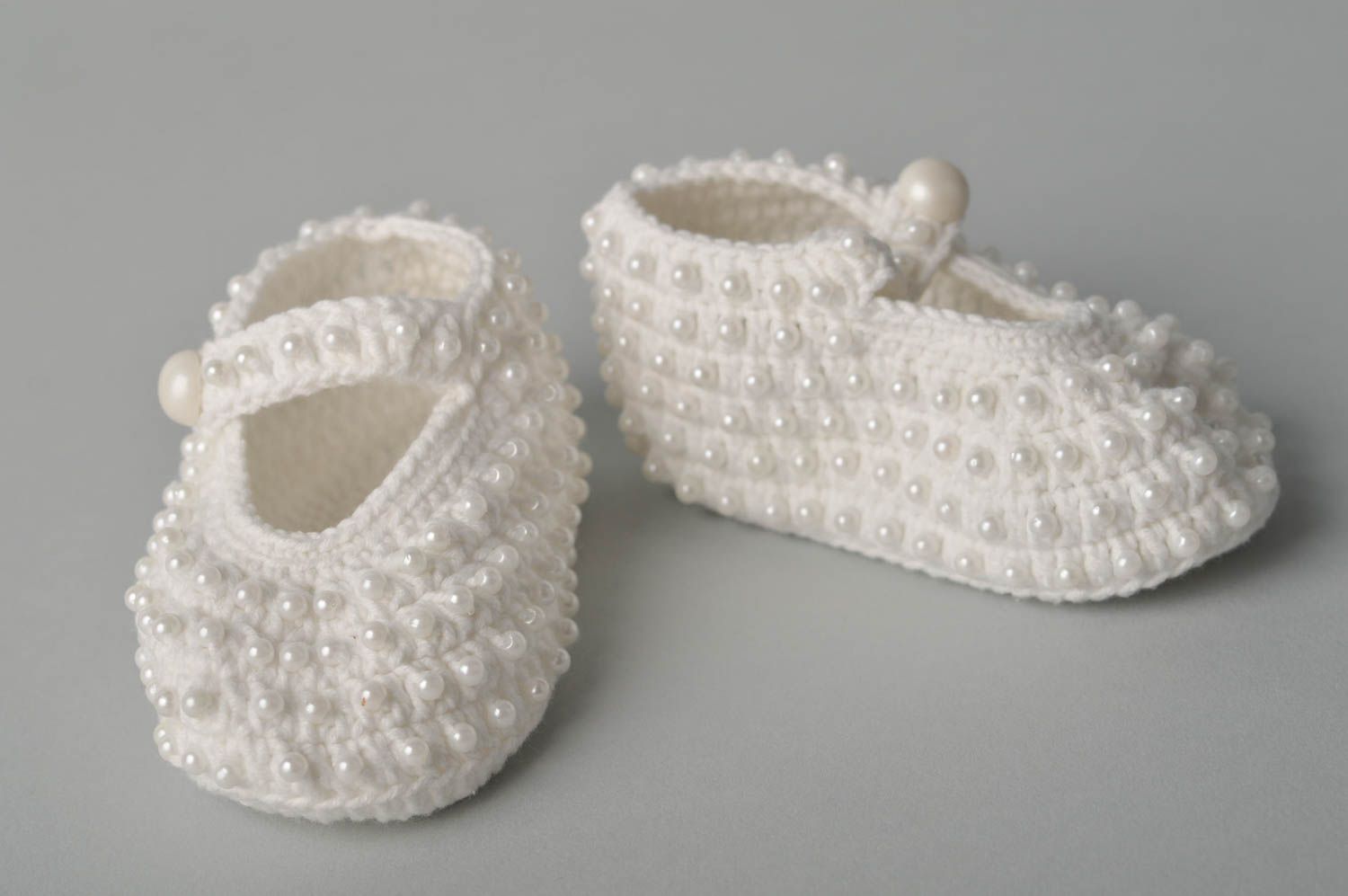 Schöne handgefertigte Schuhe gehäkelte Babyschuhe Geschenke für Kleinkinder toll foto 5