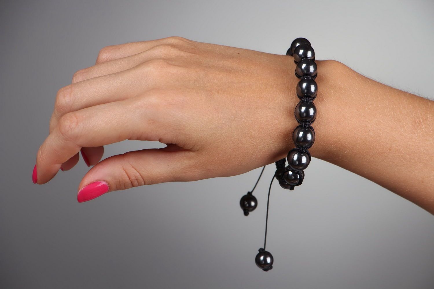 Bracelet with hematite beads photo 5