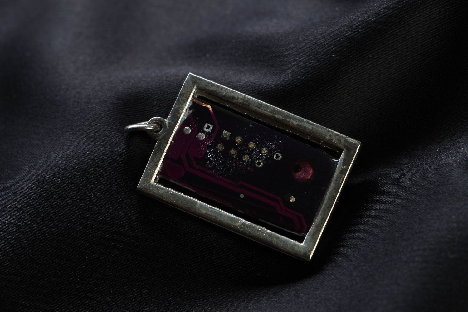 Pendentif rectangulaire Cyberpunk avec microcircuit photo 2