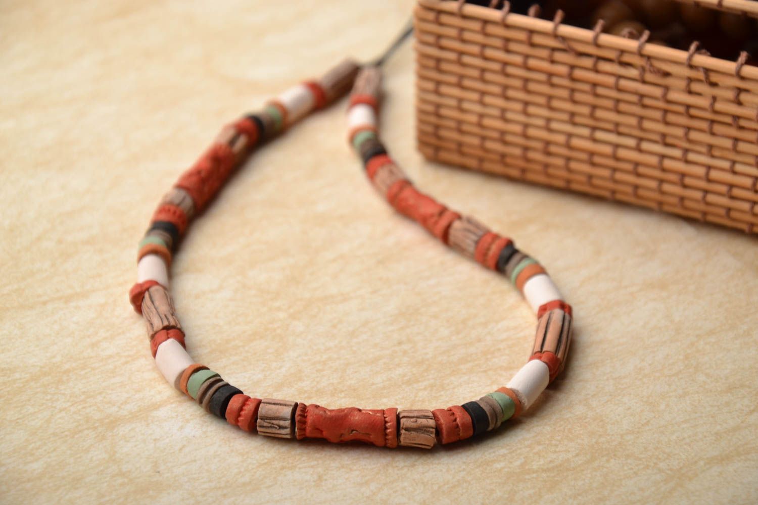 Ceramic bead necklace in ethnic style photo 1