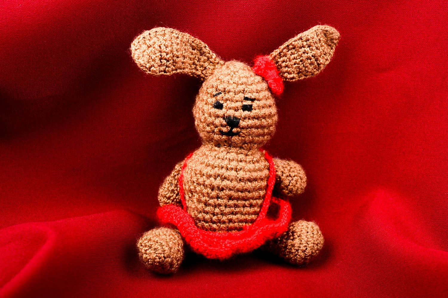 Doudou lapin fait main Jouet tricot en fils acryliques au crochet Cadeau enfant photo 1